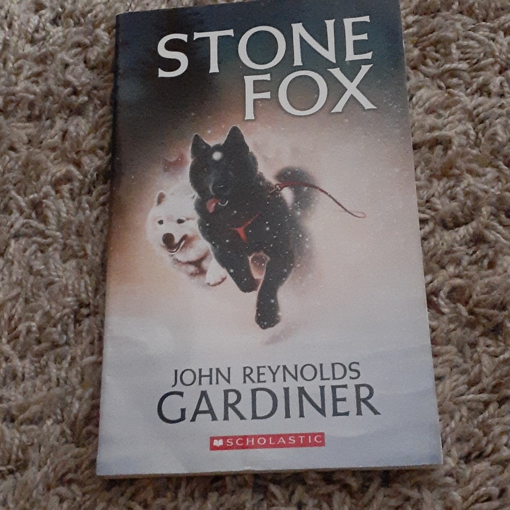 Books - Picture 4 of 7